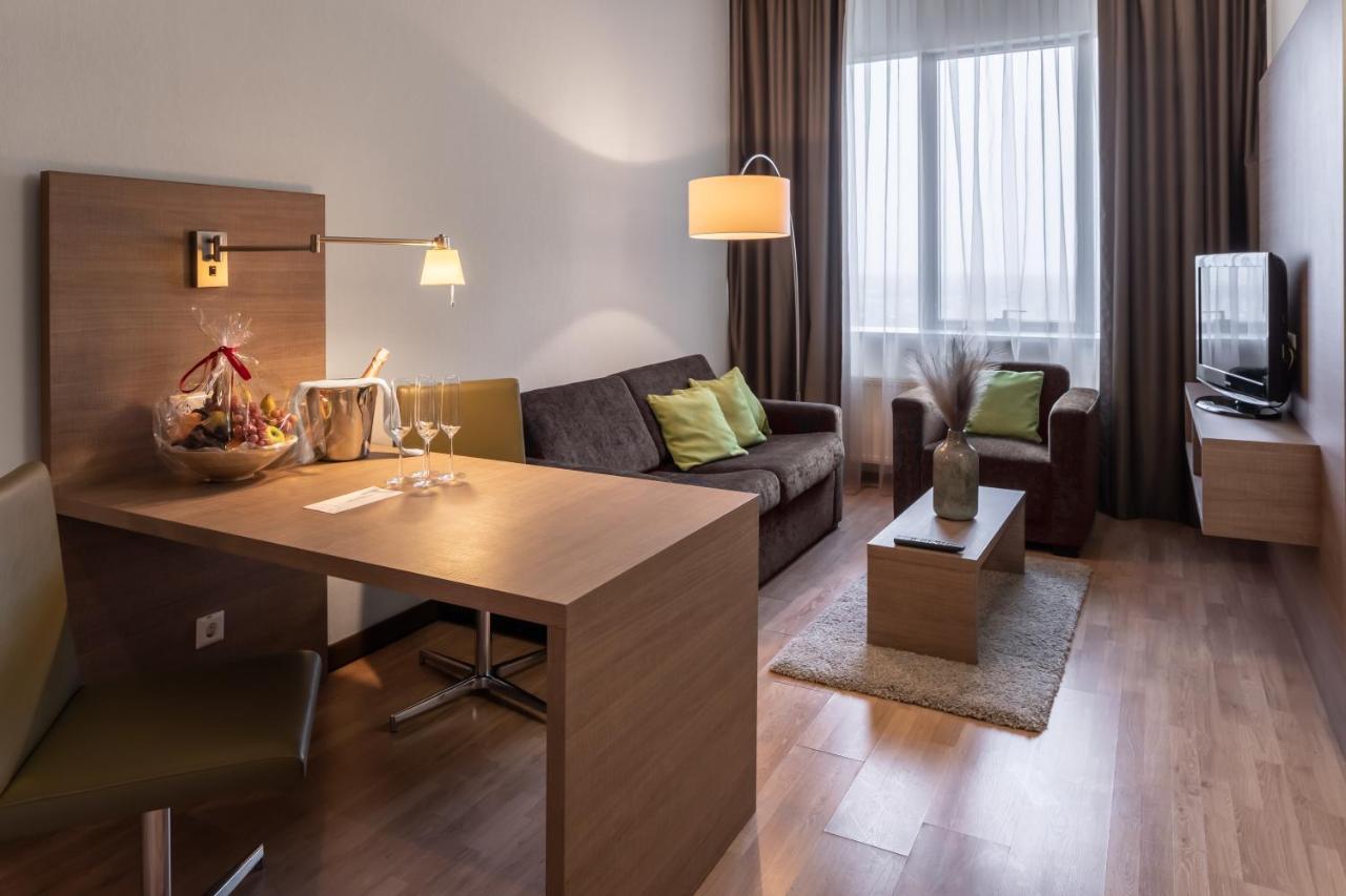 Ramada Encore Kiew Exterior foto