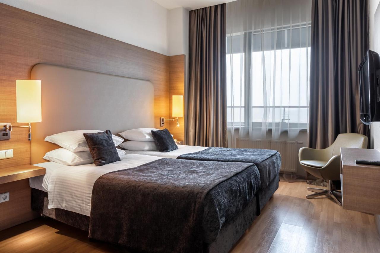 Ramada Encore Kiew Exterior foto